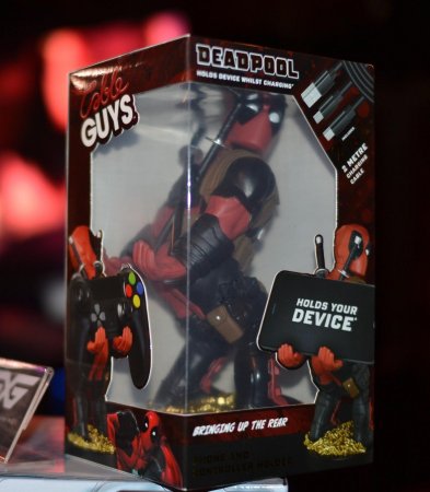 Фигурка подставка для геймпада/телефона Cable Guys: Марвел (Marvel) Дэдпул и Росомаха (Deadpool & Wolverine: Bringing Up the Rear) Специальное Издание (Special Edition) (897023) 23 см