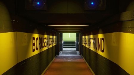 Игра Pro Evolution Soccer 2018 (PES 2018) Premium Edition Русская Версия (PS4) Playstation 4