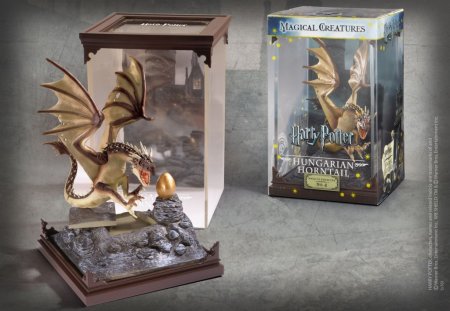  The Noble Collection:    (Hungarian Horntail)   (Harry Potter) 18,5 