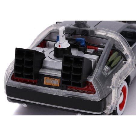 Модель машинки Jada Toys Hollywood Rides: Машина Времени (Time Machine) Назад в Будущее 3 (Back to the Future 3) (32166) 1:24 