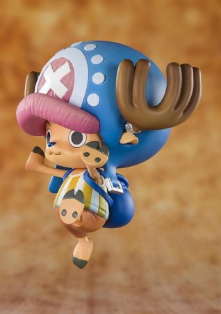  Bandai Tamashii Nations:         ( Cotton Candy Lover Chopper) - (One Piece) (57557-9) 7 