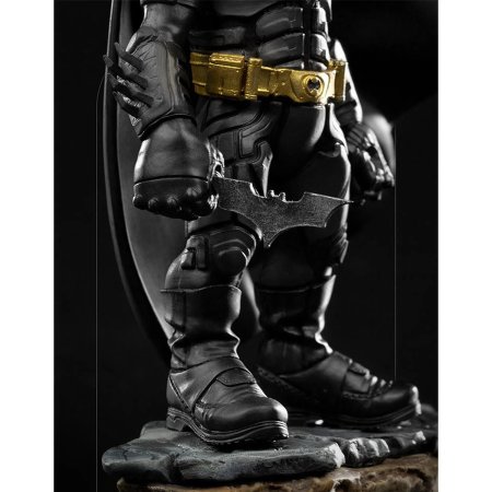 Фигурка Iron Studios MiniCo: Бэтмен (Batman) ДиСи Темный рыцарь (DC Dark Knight) (IS16) 12 см