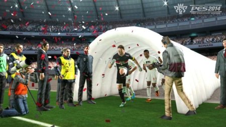 Pro Evolution Soccer 2014 (PES 14) (Xbox 360)