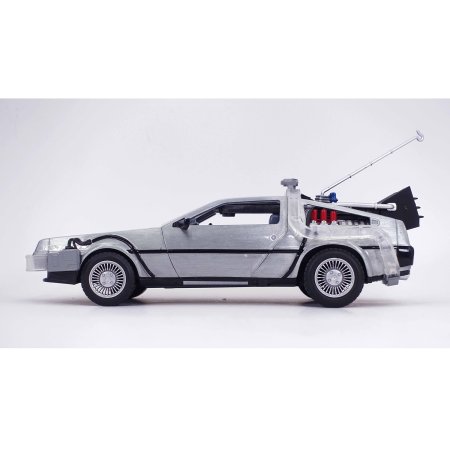Модель машинки Jada Toys Hollywood Rides: Машина Времени (Time Machine) Назад в Будущее 1 (Back To The Future 1) (32911) 1:24  